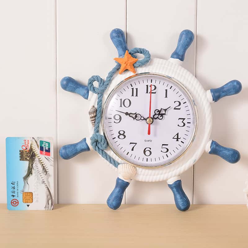 Đồng hồ để bàn hình tay lái tàu chủ đề biển