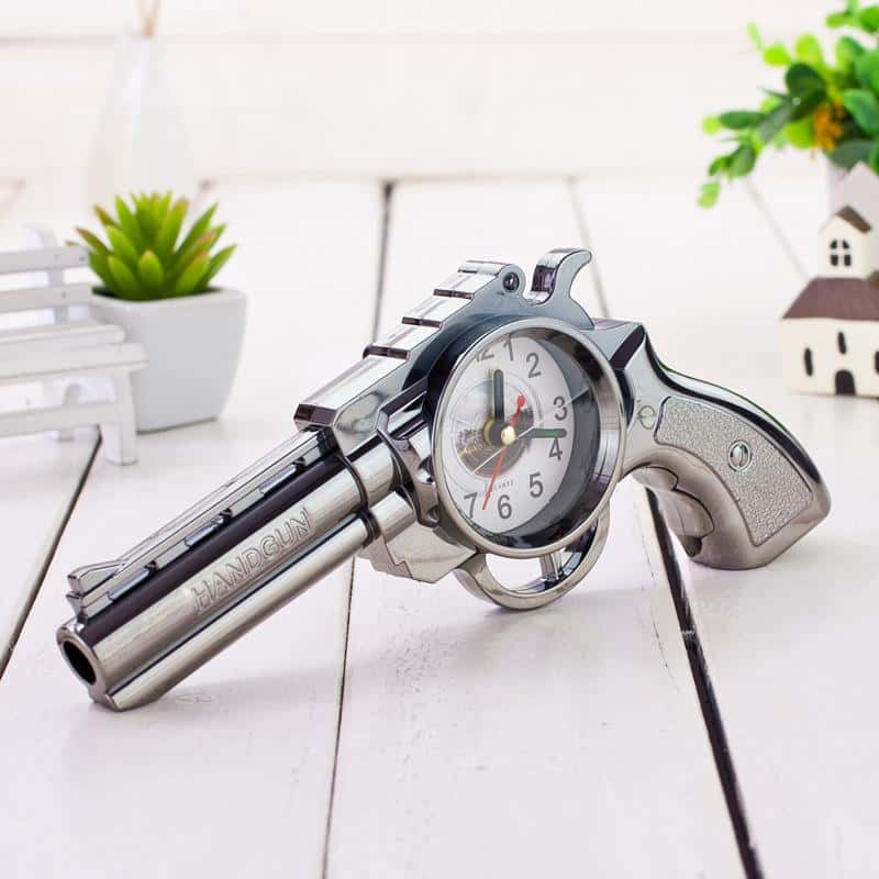 Đồng hồ để bàn hình cây súng