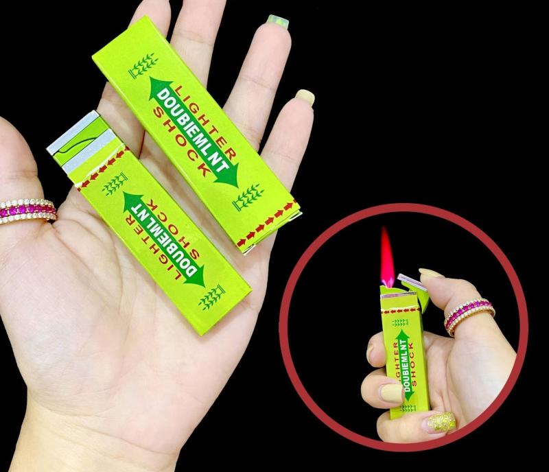 Bật lửa hình cây kẹo singum Doublemint xài gas
