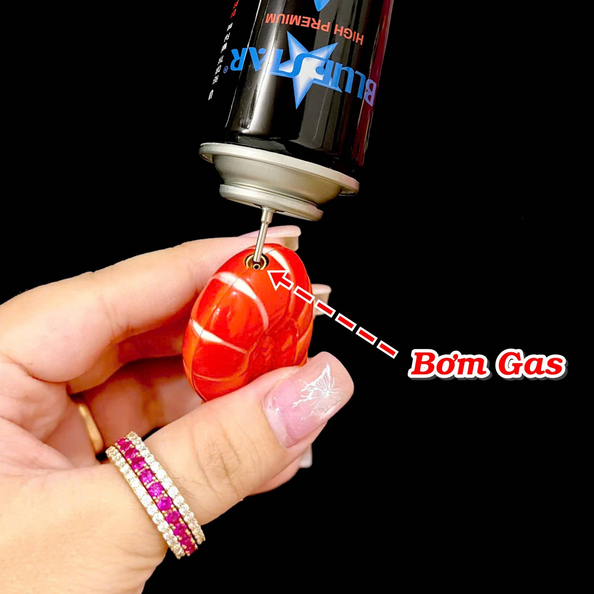 Bật lửa hình con tôm bằng kim loại xài gas
